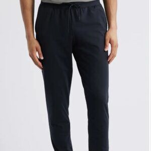 Live in Performance Joggers M L NWT